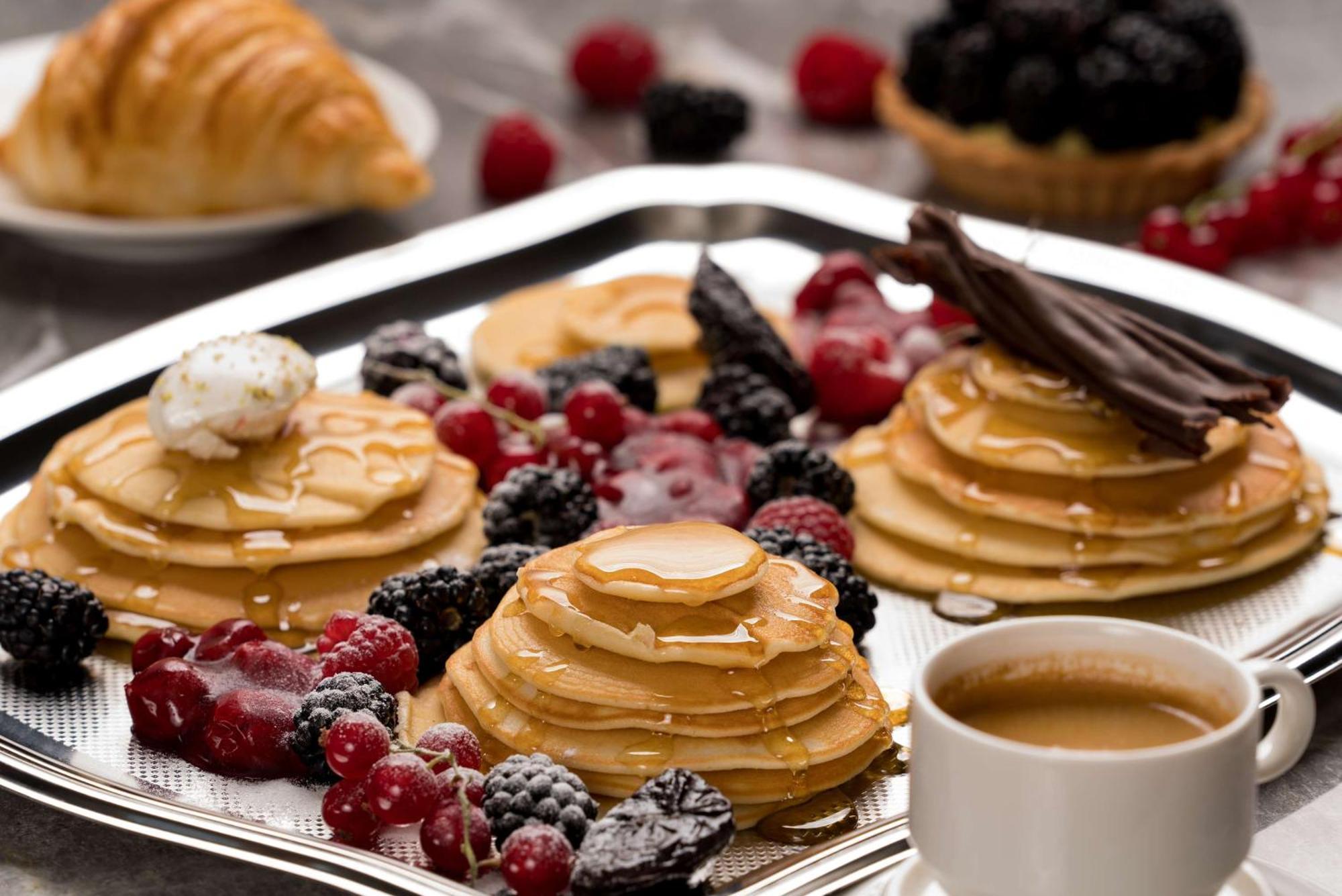Radisson Blu Hotel Riyadh Qurtuba Buitenkant foto Mille-feuille